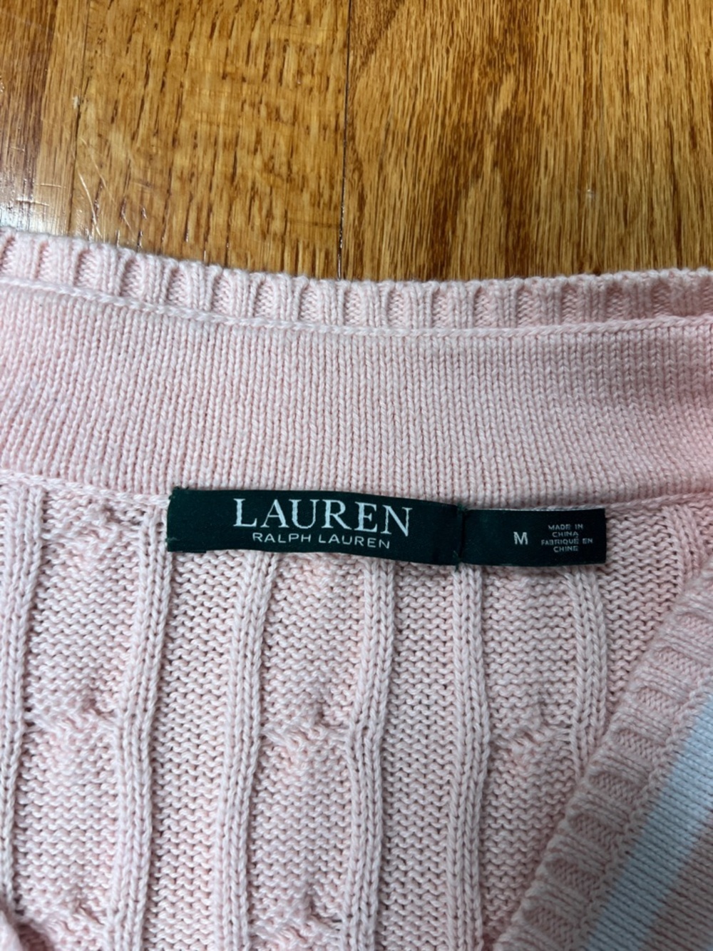 Lauren Ralph Lauren Blush Pink Cable V-Neck Sweater with White Trim - Picture 2 of 2